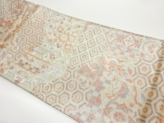 新佐賀錦切り嵌め風子持ち菱に花鳥・古典柄模様織出し袋帯